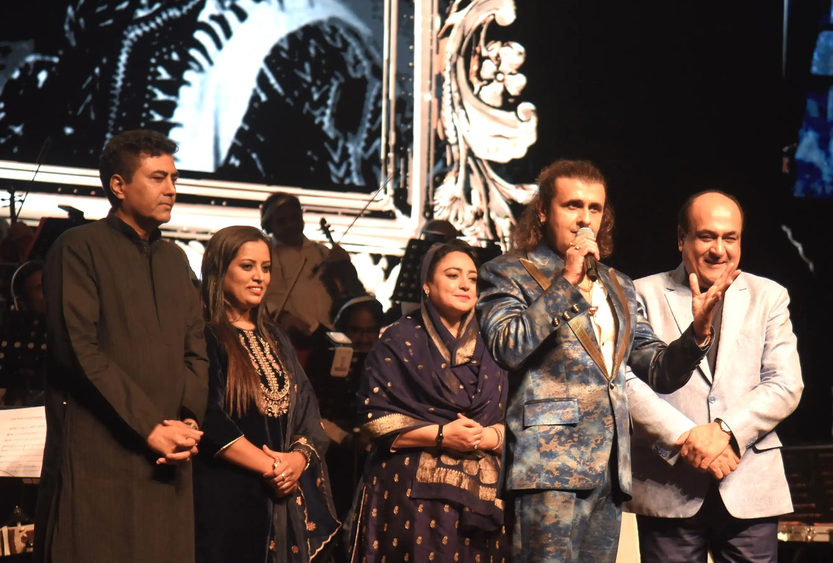 Sau Saal Pehle: Sonu Nigam’s Homage to Mohammed Rafi on His 100th Birth Anniversary