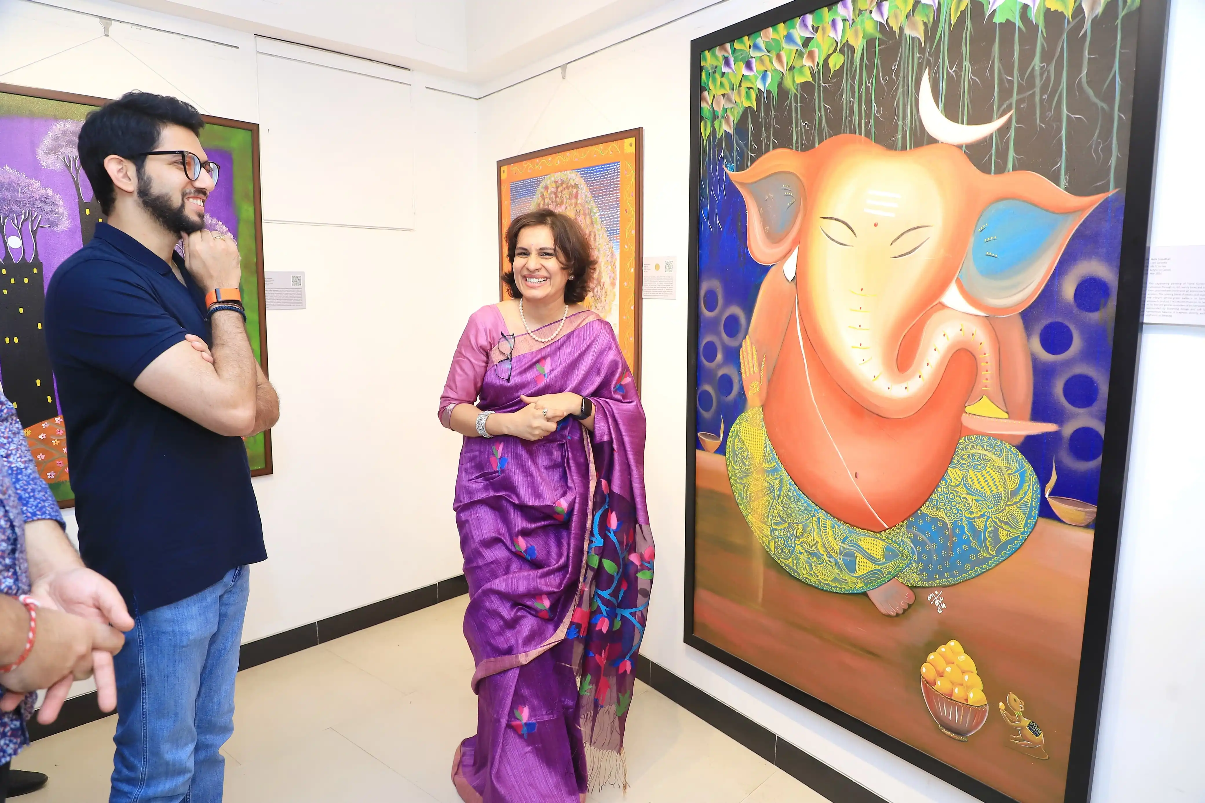 Aaditya Thackeray visits IAS Nidhi Choudhari’s art show at Jehangir Art Gallery