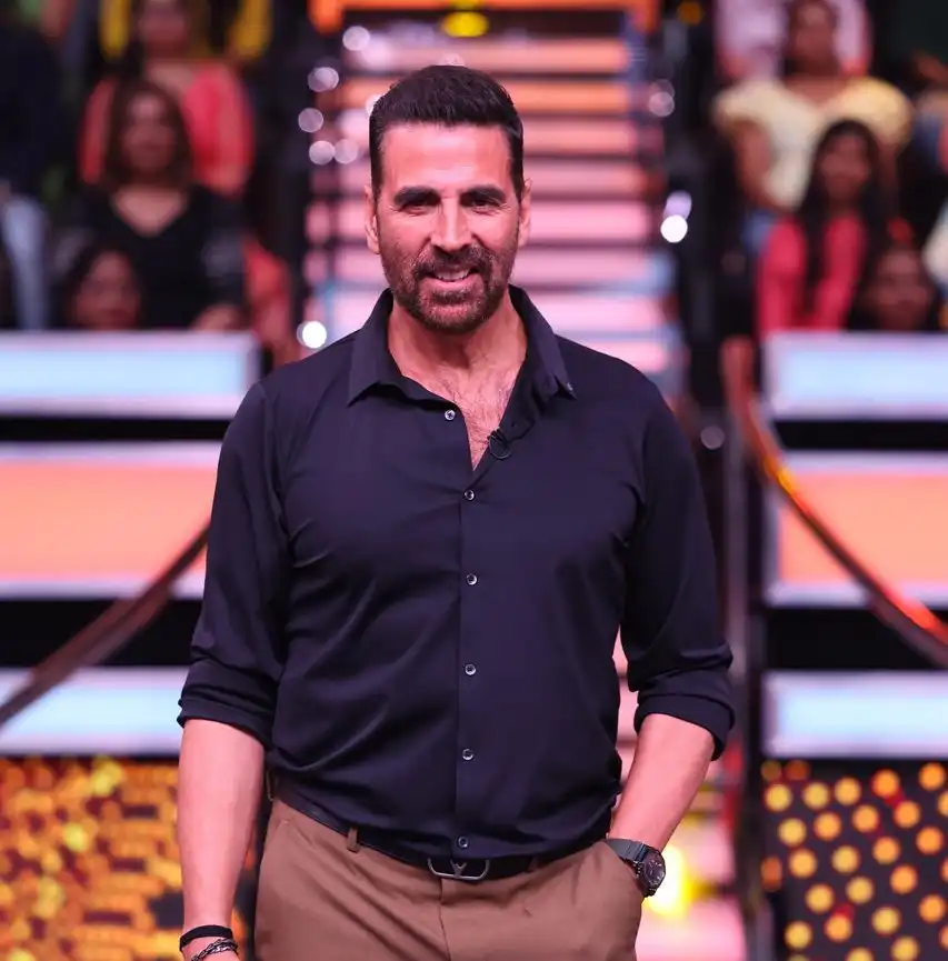 Actor Gulshan Grover reveals to Akshay Kumar how ‘Bad Man’ became his Identity