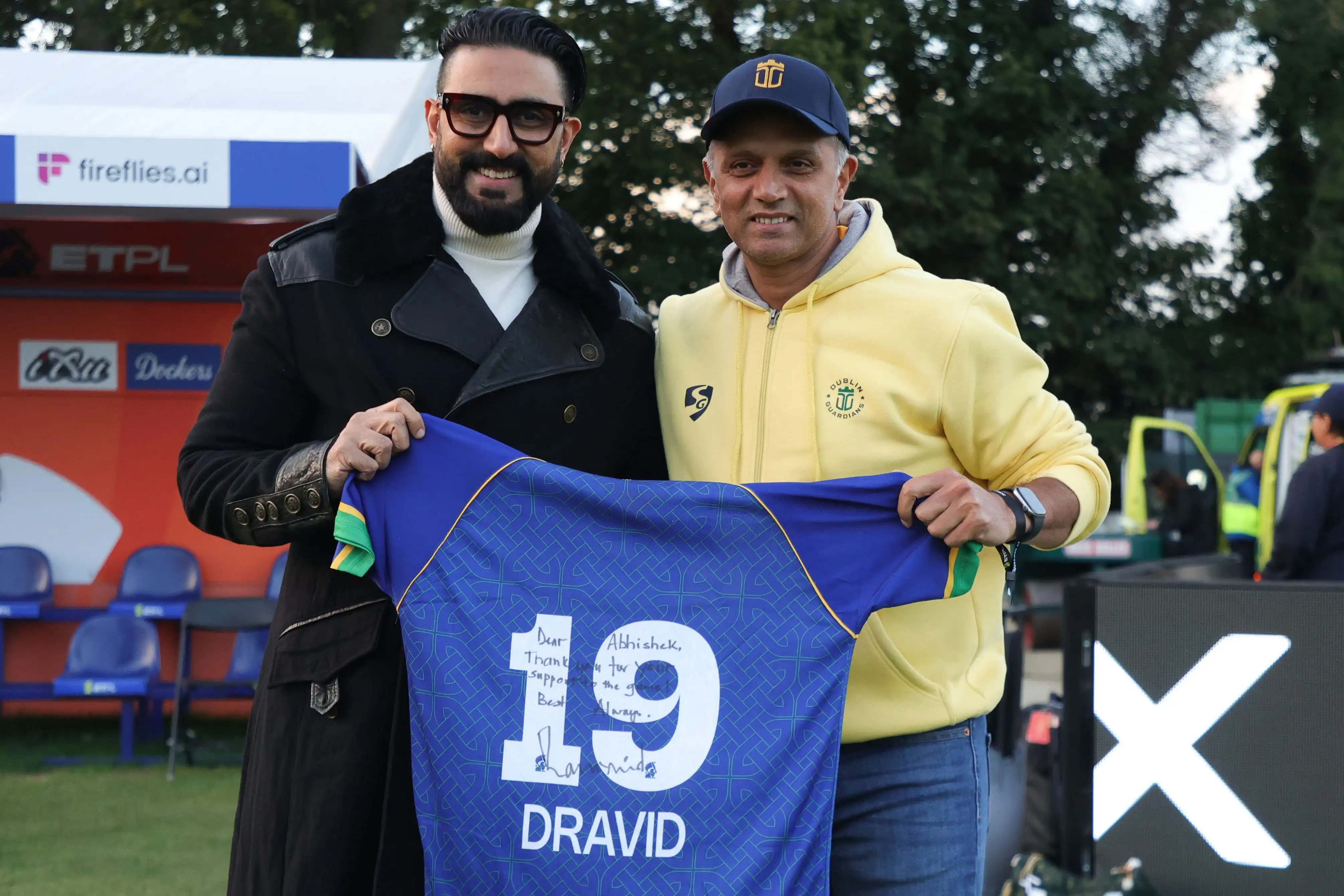 Rahul Dravid Gifts His No.19 Jersey To Abhishek Bachchan