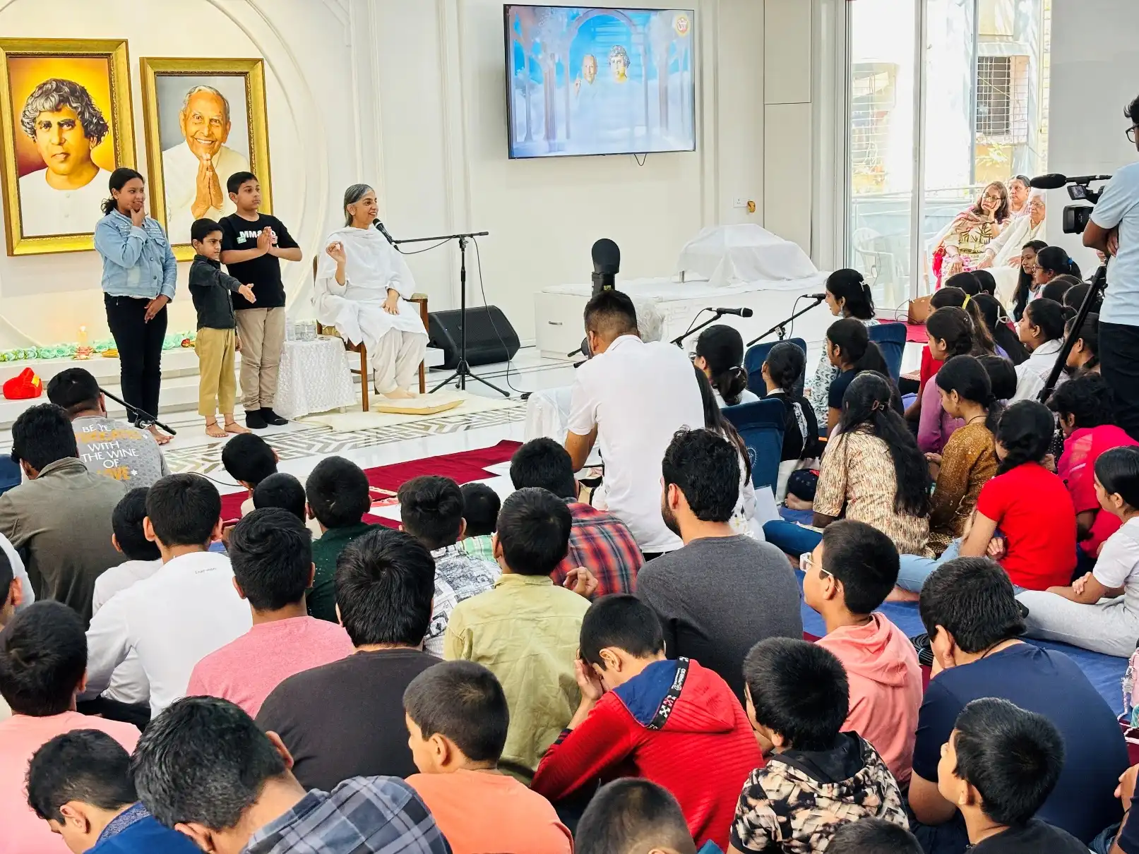  Sadhu Vaswani Mission Hosts a vibrant Diwali Mela with 700+ Children at Pimpri & Pune