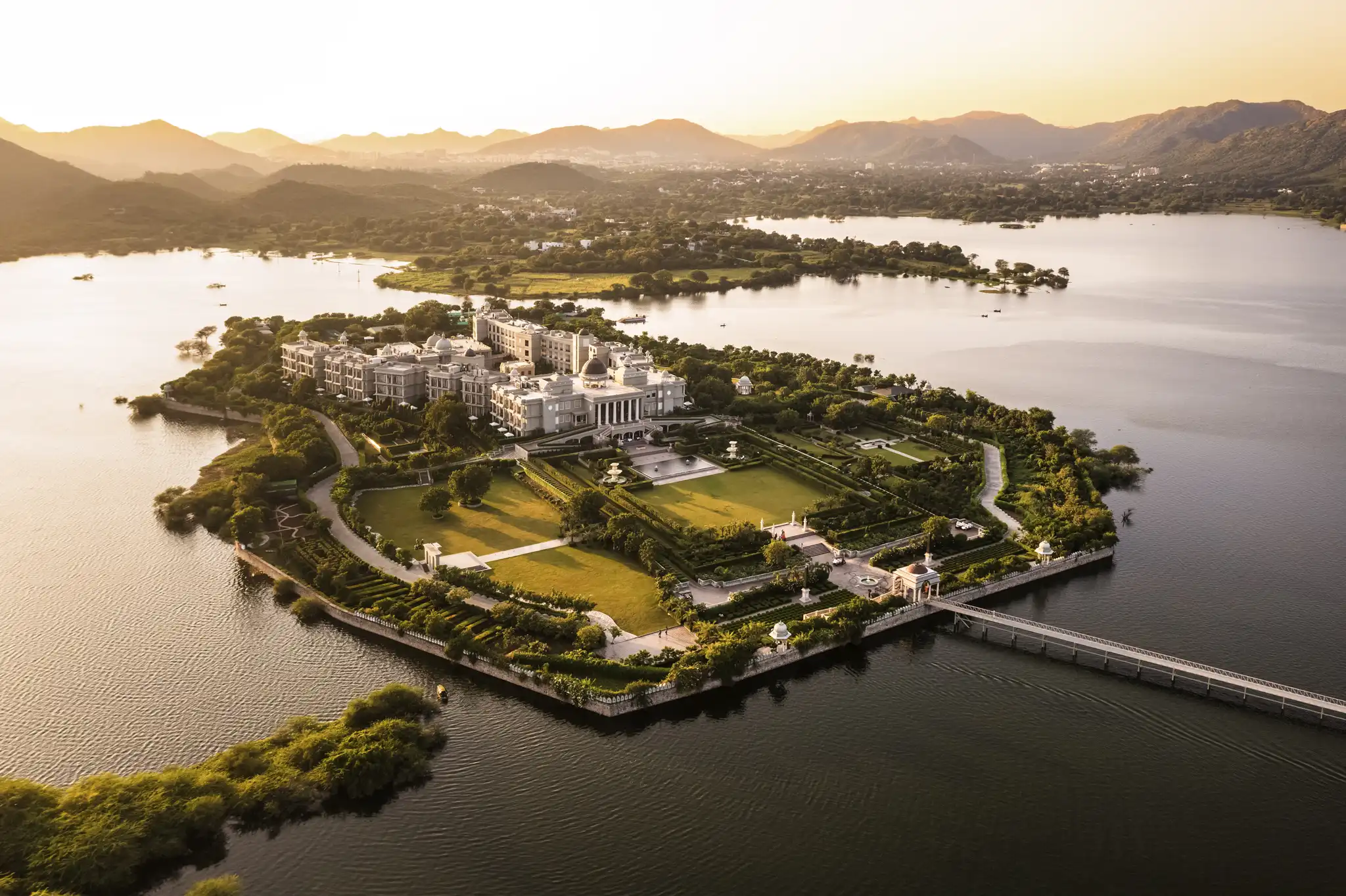 Raffles Udaipur recognized amongst the Top 5 Luxury Resorts by Hospitality Horizon Top 50 Hotel Awards
