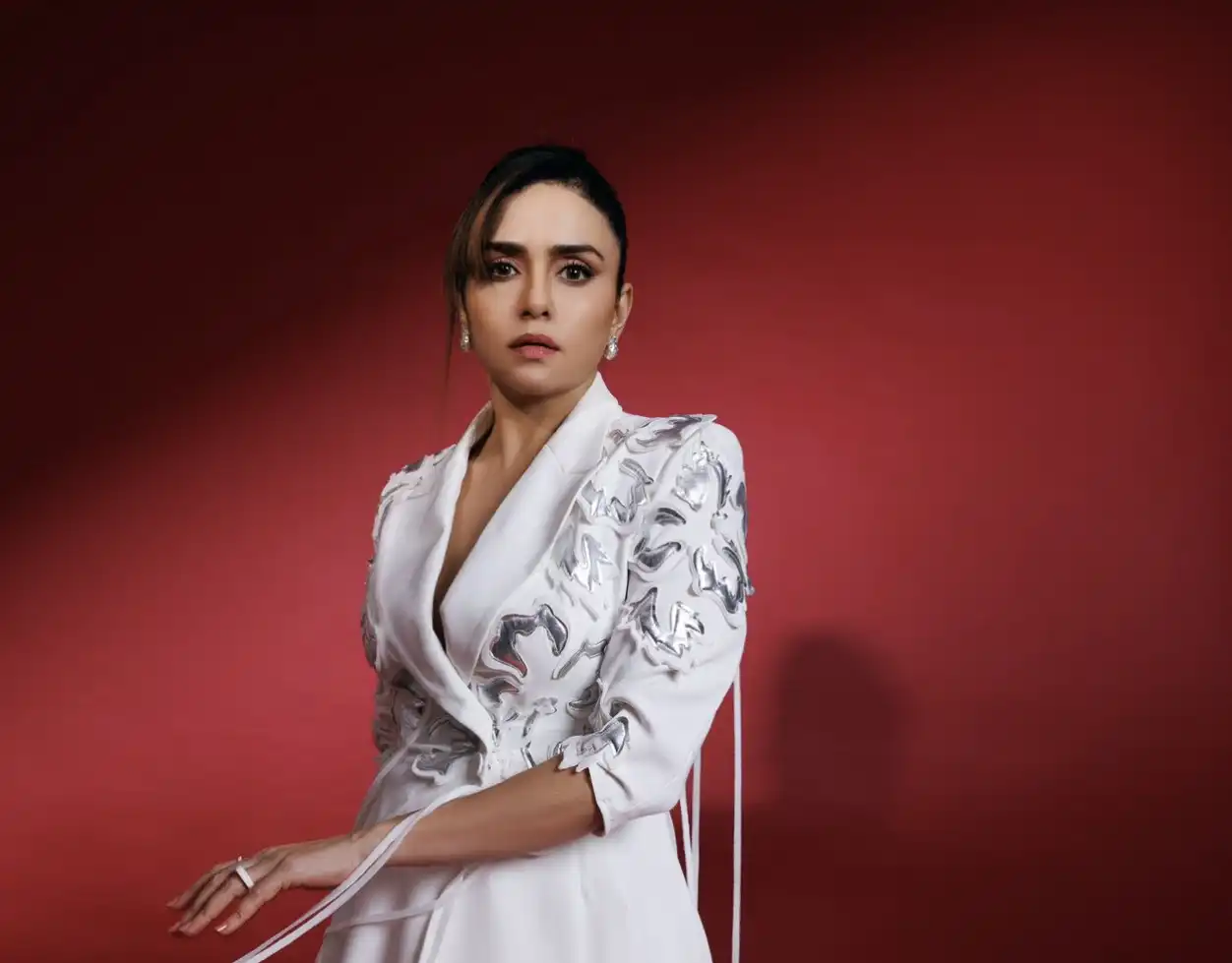 2024 Has Been A Remarkable Year for Amruta Khanvilkar 