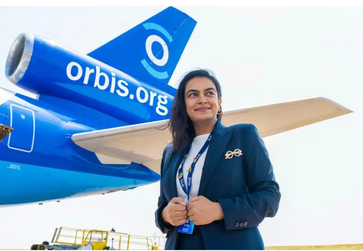 Indian Eye surgeon brings advanced cataract surgery training to Rwanda’s first flying eye hospital program