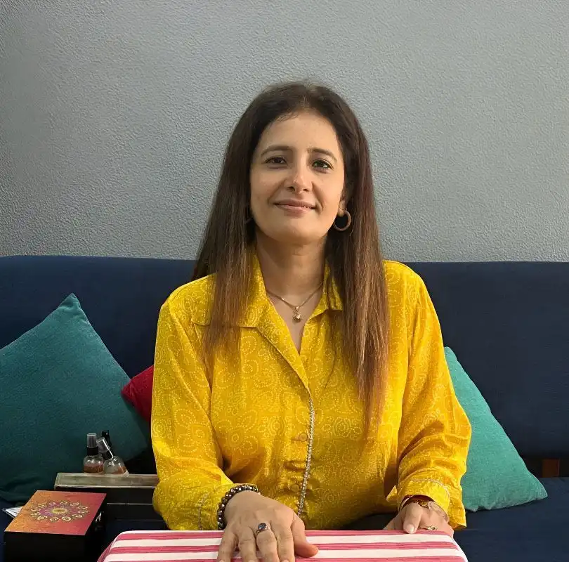 Pooja Seth Brings Transformative Healing Through Sound and Meditation During Shraddh