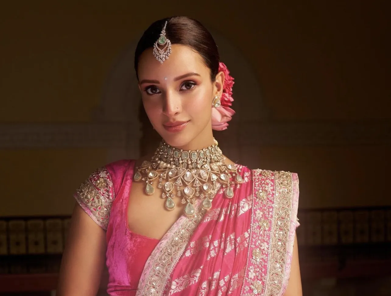 Triptii Dimri Enjoys a Traditional Gujarati Thali Amid Vicky Vidya Ka Woh Wala Video Promotions