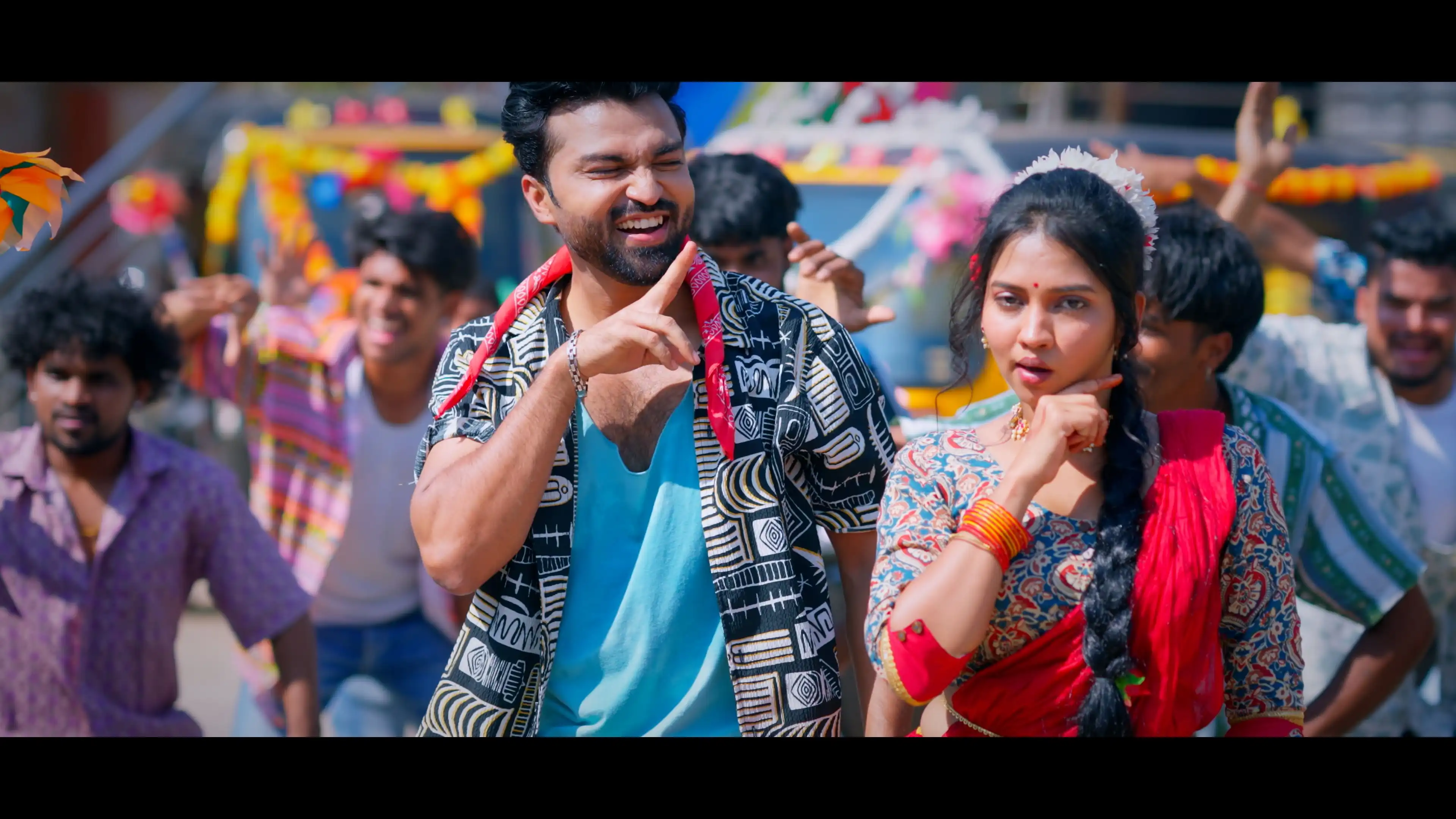 Experience the timeless Marathi hit 'Vaat Majhi Baghtoy Rickshawala 2.0' like never before