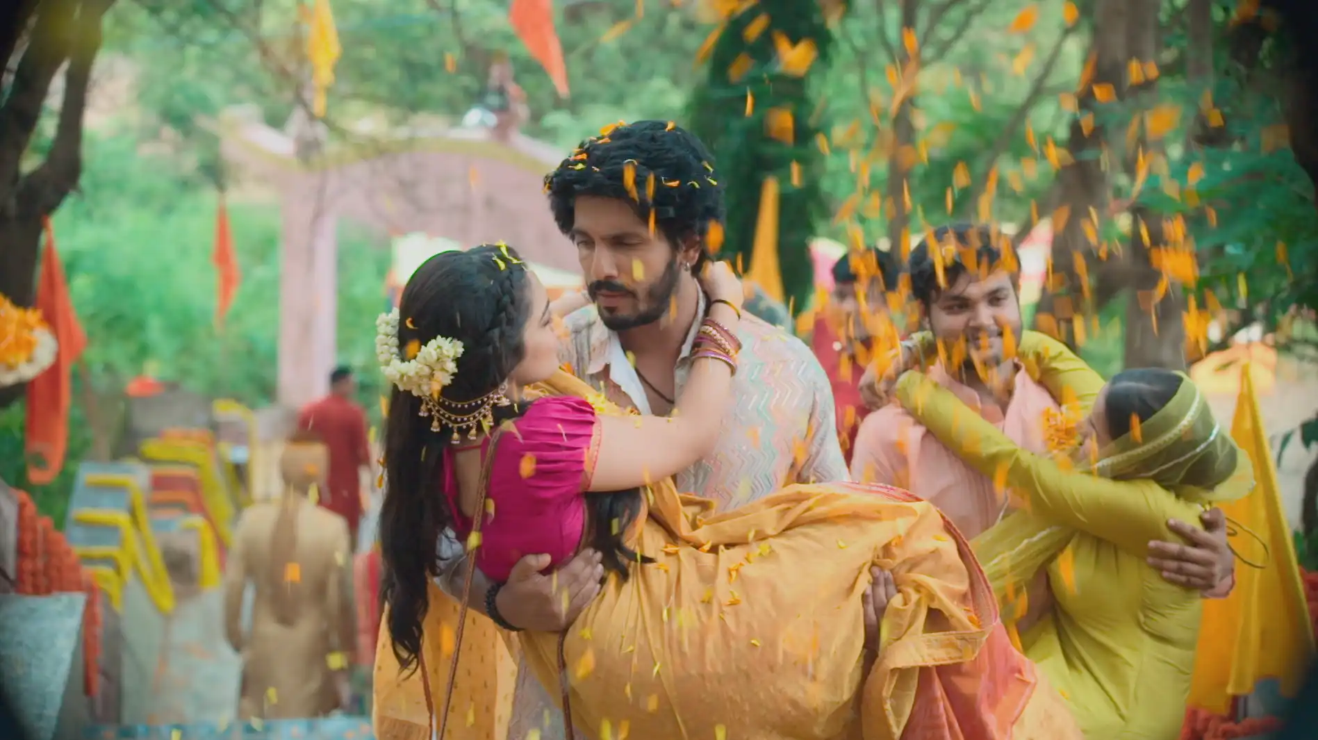 Udne Ki Aasha: Aakash asks for apology