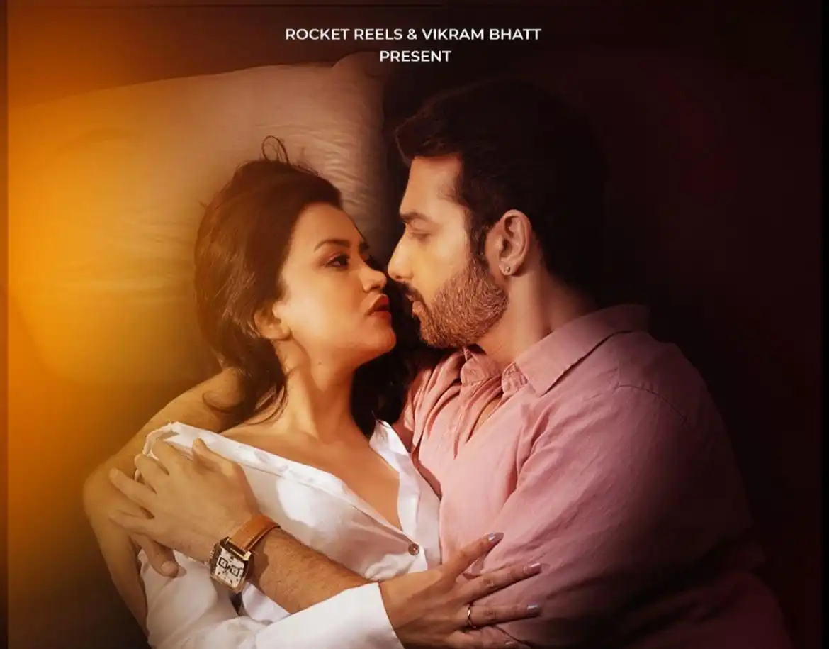 Sharad Malhotra raises the temperature with his intense new look in Galat