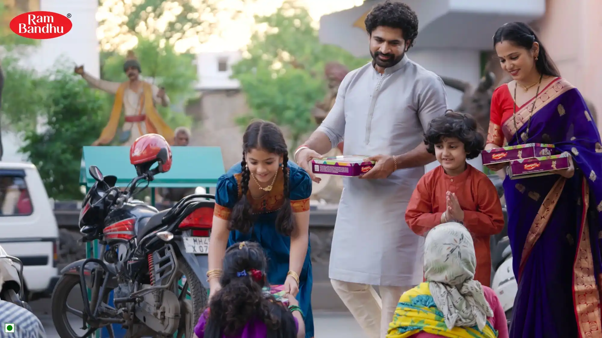 Ram Bandhu & Robin Hood Army Unite With ‘Ek Vichaar’ Campaign