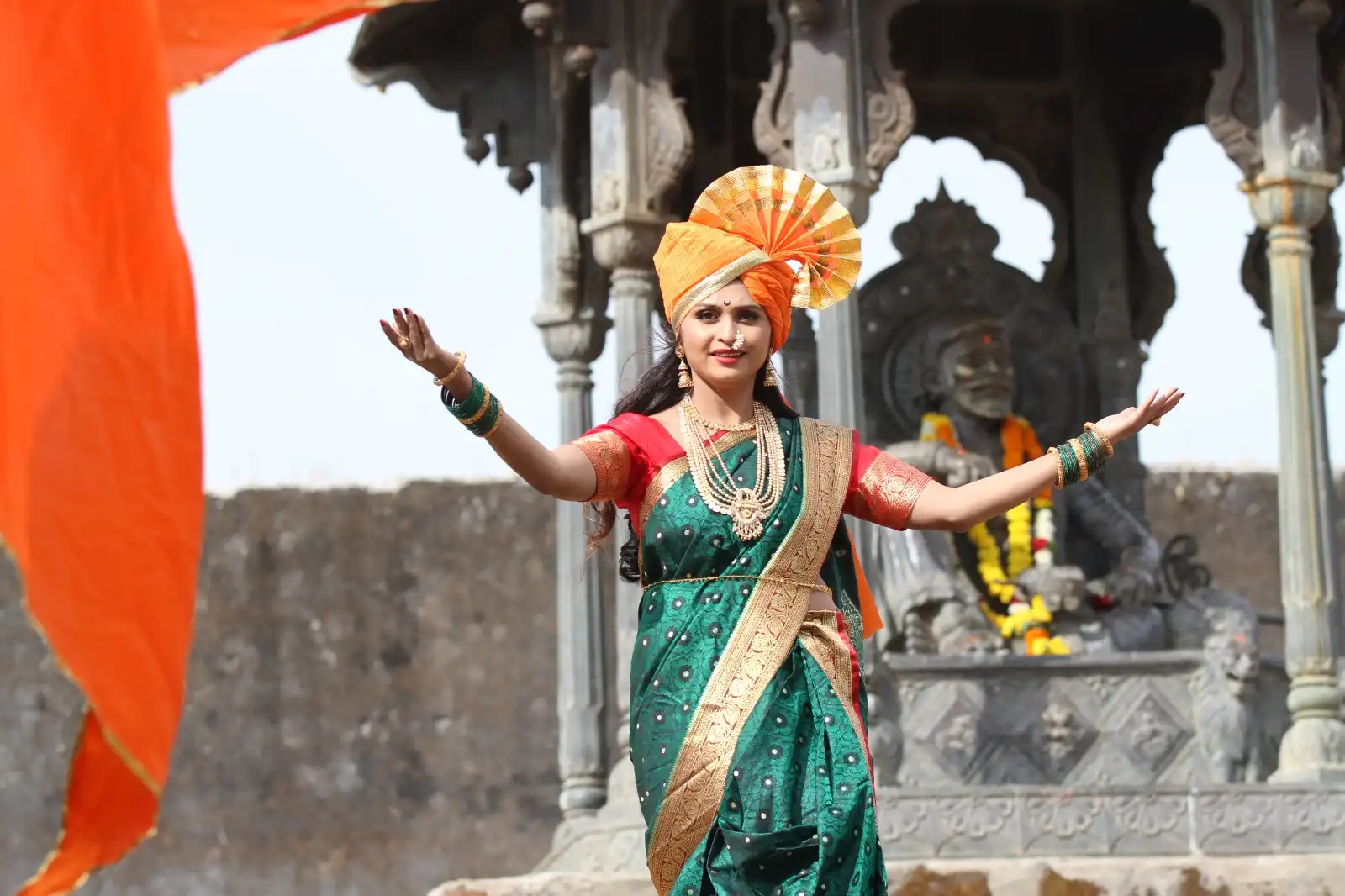 'Pori Aamhi Marathi Pori’ Song Shot at Raigad Fort