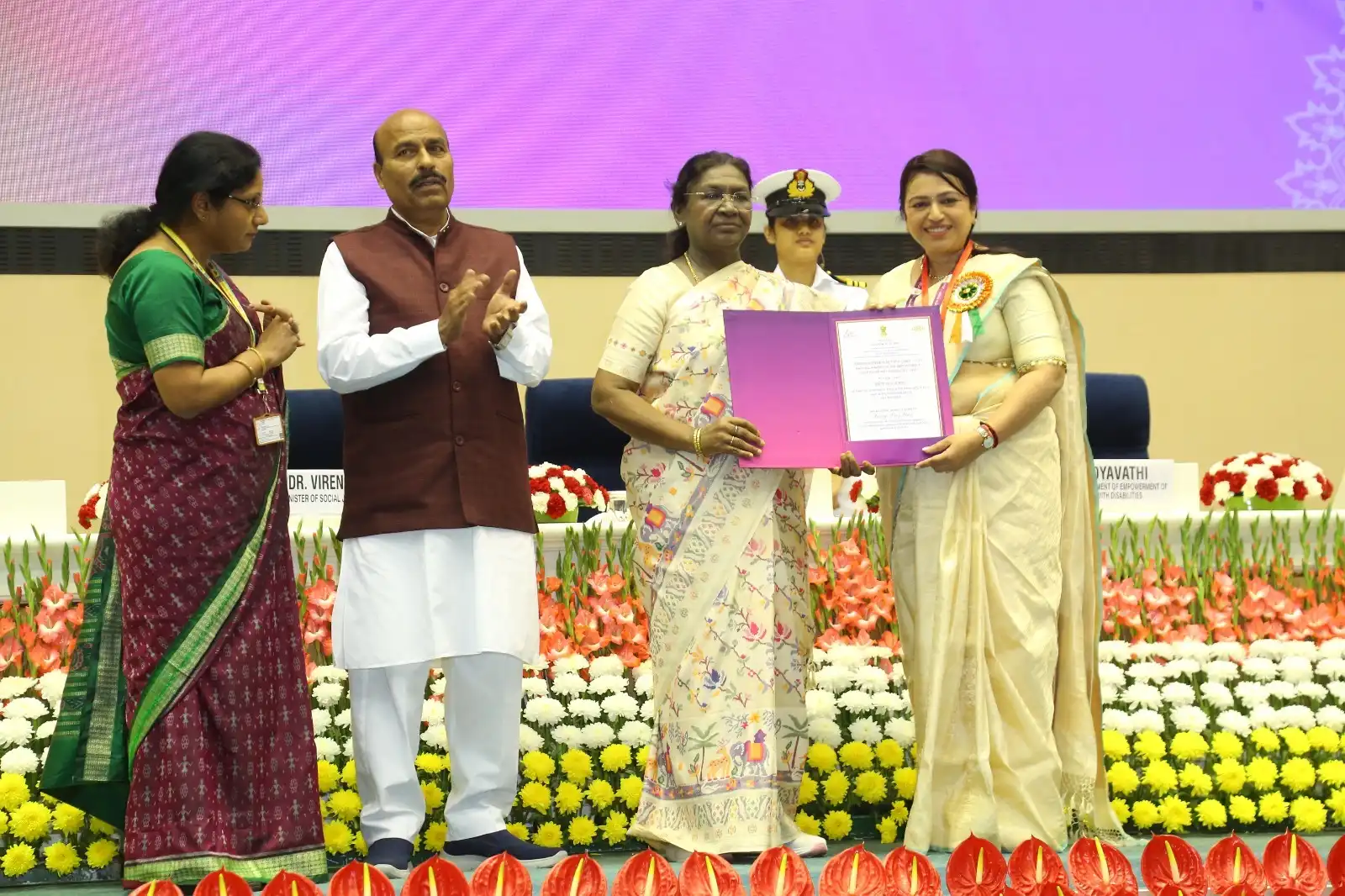 Devangi Dalal Receives National Award for Her Pioneering 33-Year Contribution to Hearing-Impaired Children