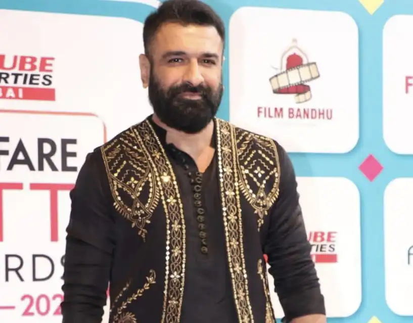 Eijaz Khan Makes a Style Statement in a Black Pathani Suit