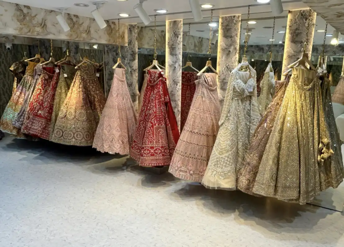 Royal Regal Attire's Grand Debut in Mumbai