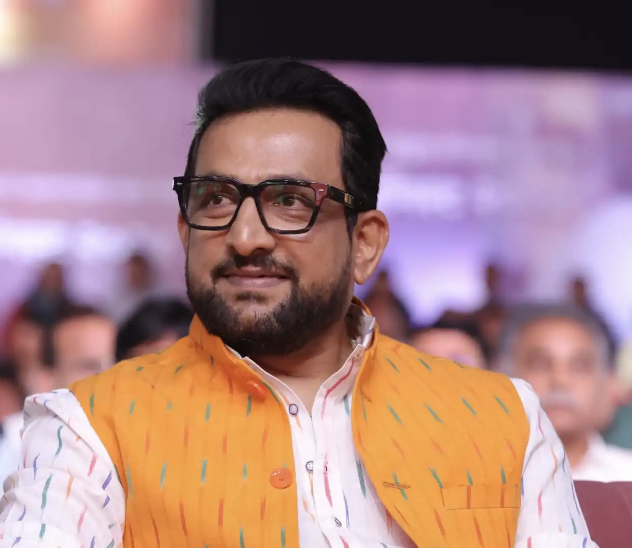 Actor-Director Prasad Oak is Back with a Bang after the Success of Dharmaveer 2