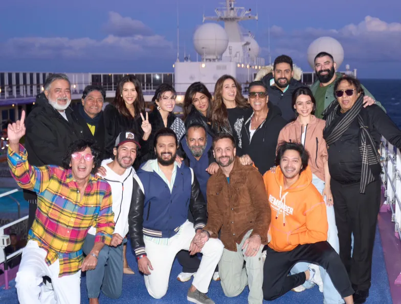 Star-Studded Cast Of ‘Housefull 5’ From Cruise Shoot, Fans Show ...