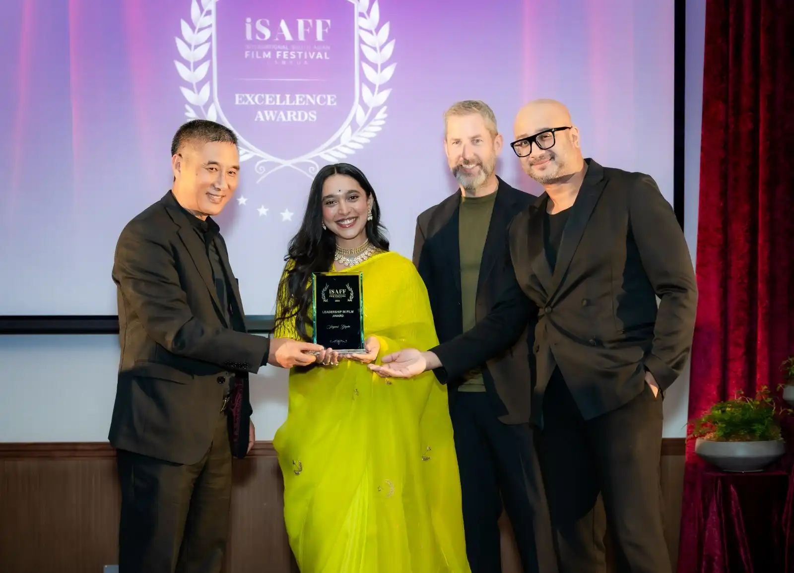 Sayani Gupta receives the IFFSA South Asian Screen Excellence Award