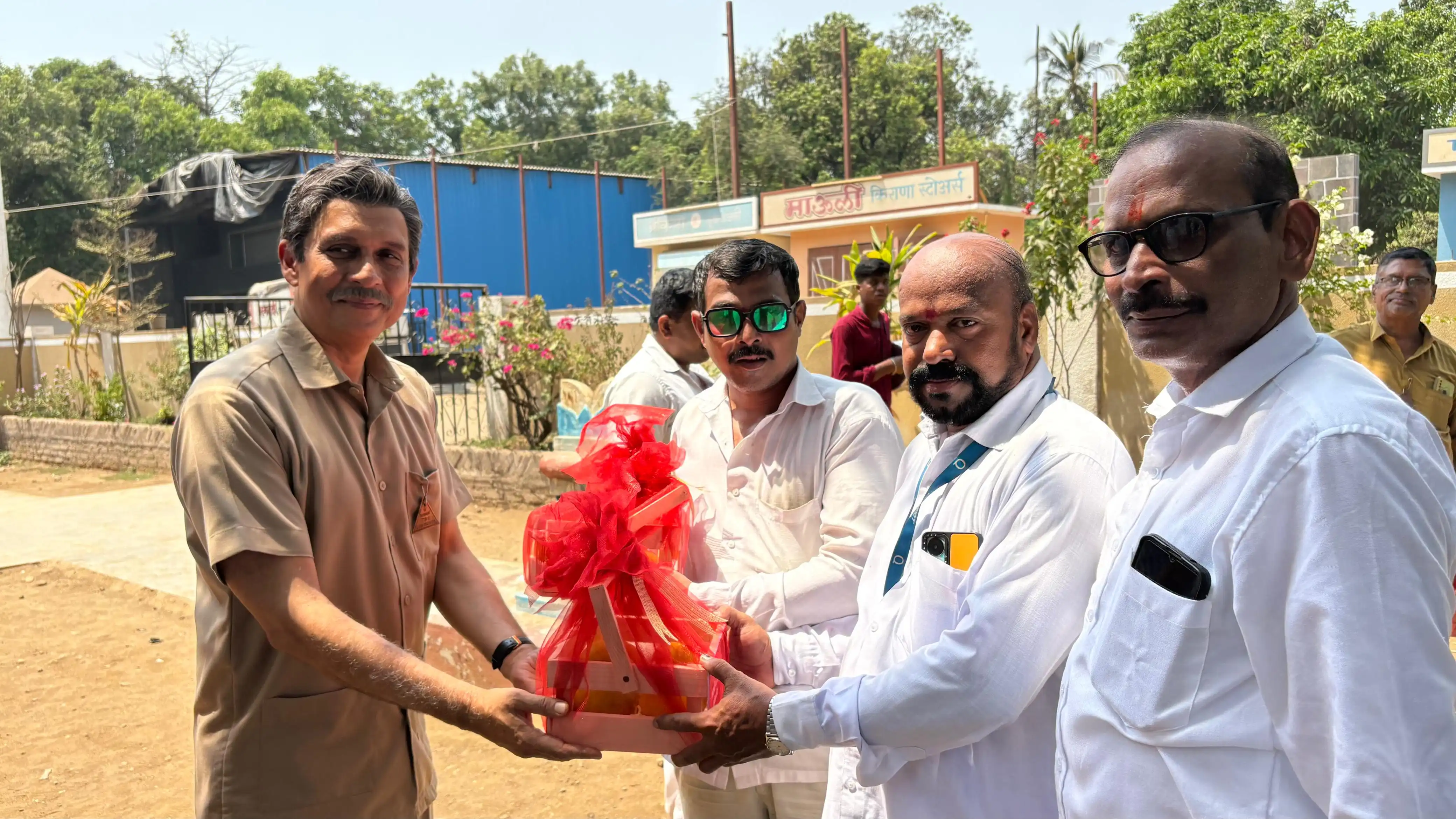 A Unique Meeting Between Srinivas and Real-Life Rickshaw Drivers