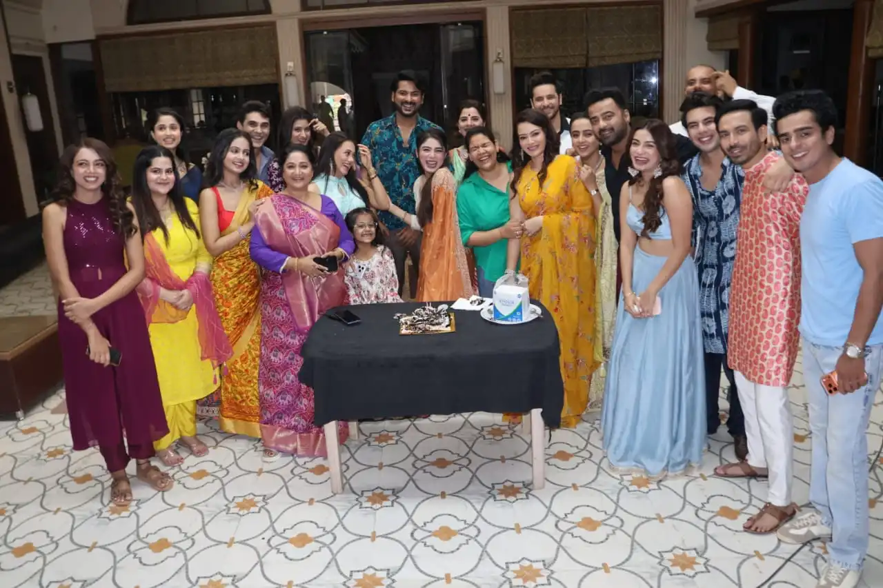 Satya Tiwari Celebrates Birthday On Anupamaa Sets
