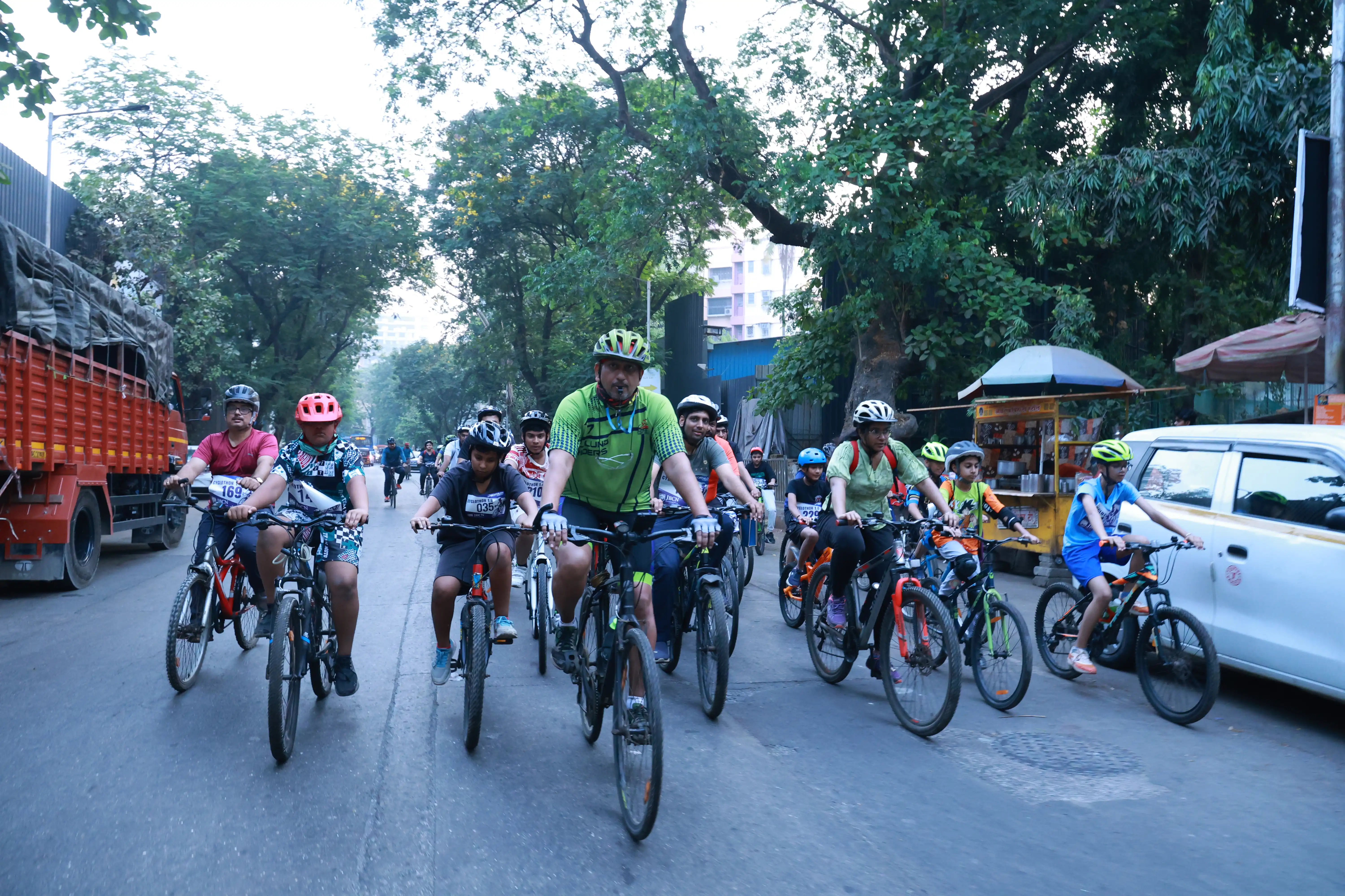 JBCN Mulund’s Cyclotron unites 1000 families