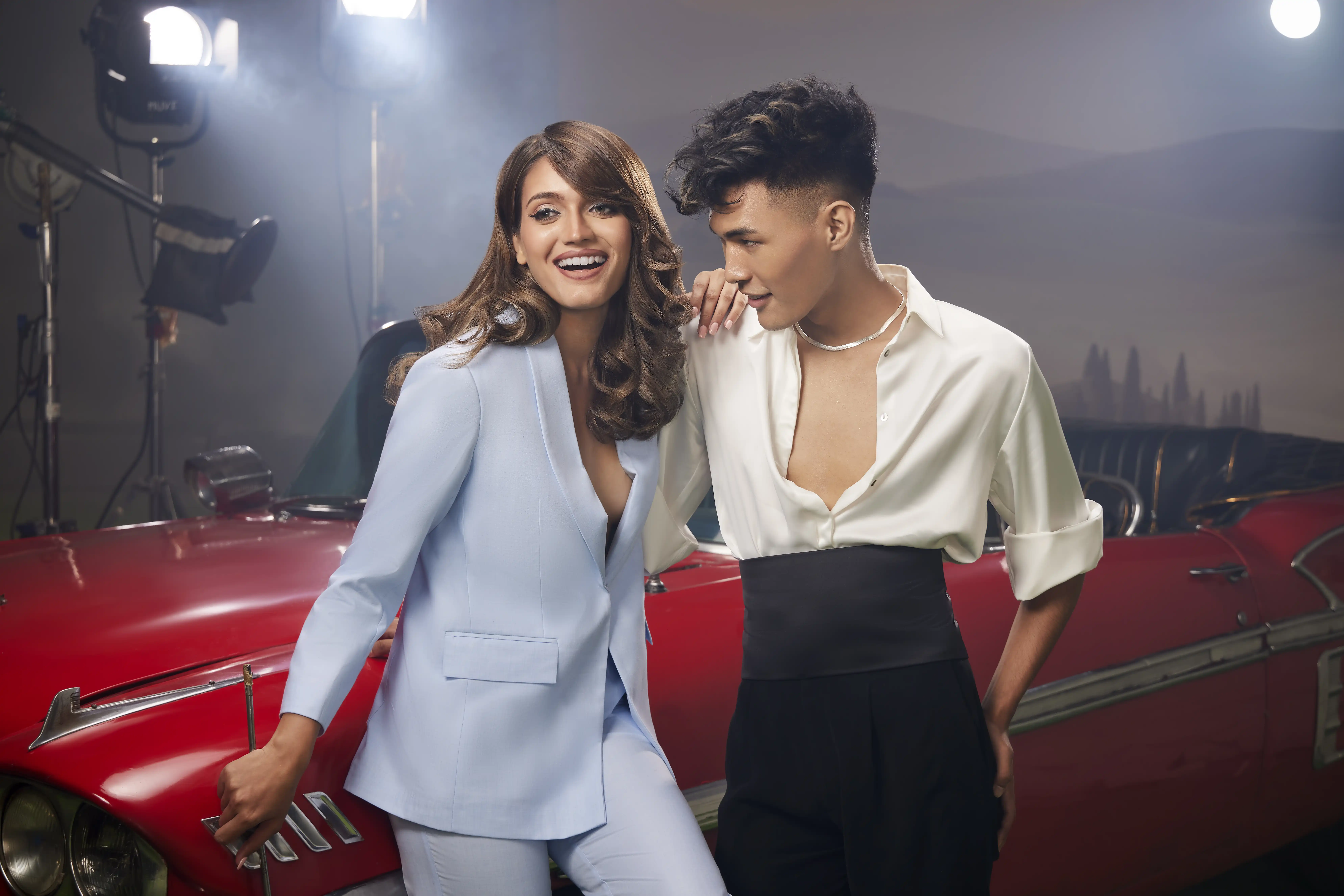 VURVE Salon Unveils Timeless Collection