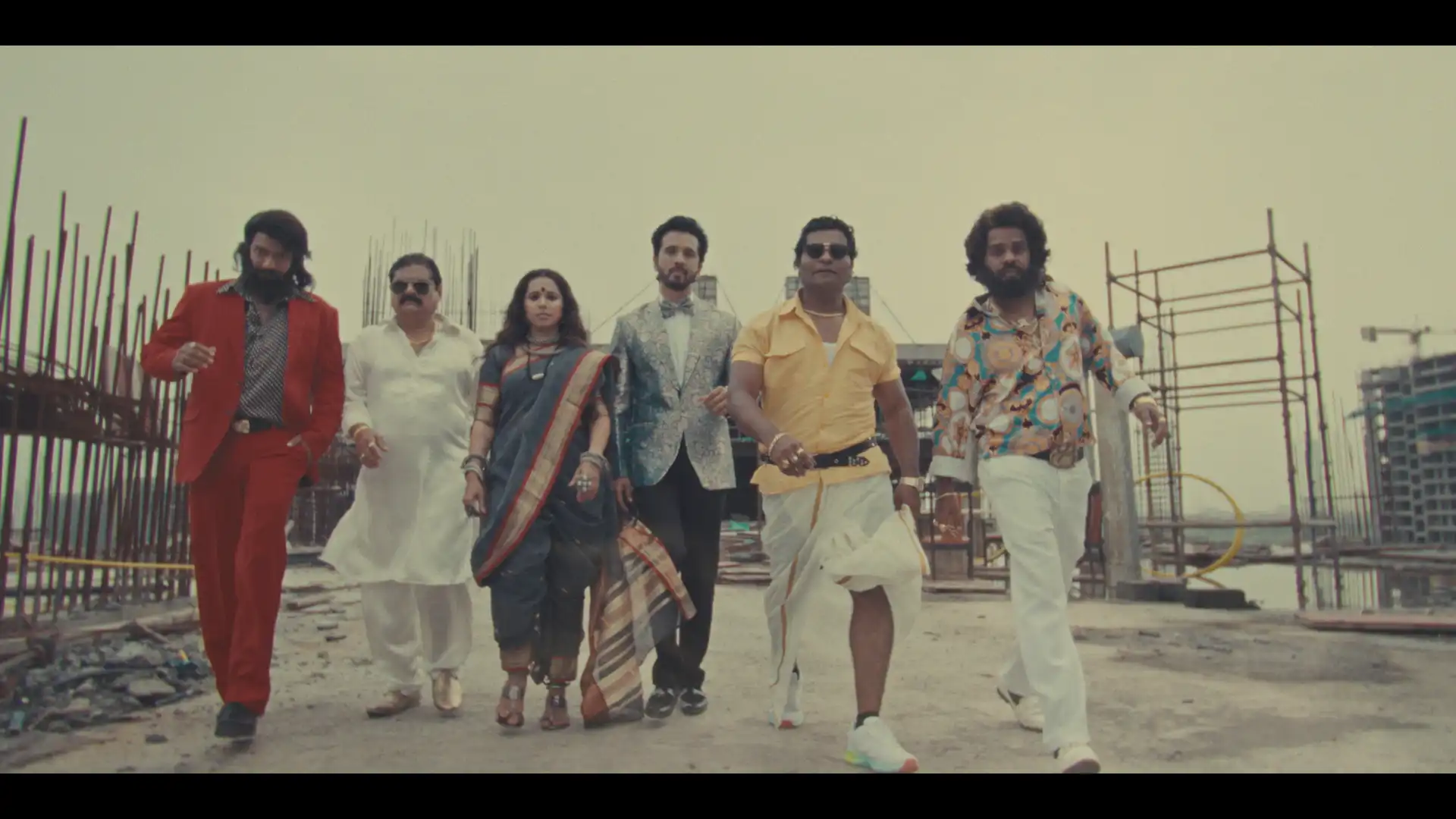 Chala Hawa Yeu Dya – Comedy’s Gang War!