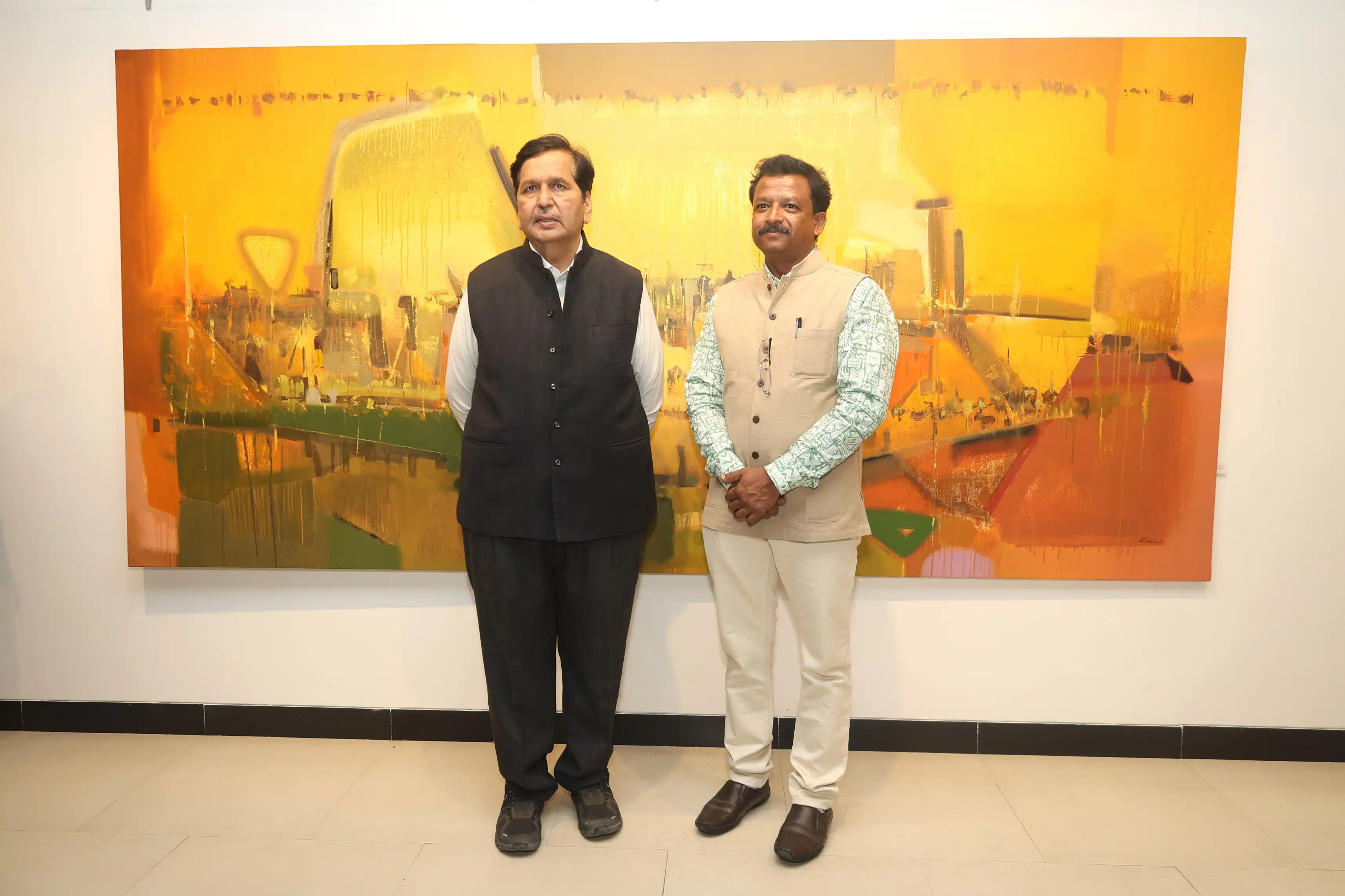Mangal Prabhat Lodha inaugurates Artist Kiran Kumbhar’s show Perception of Nature