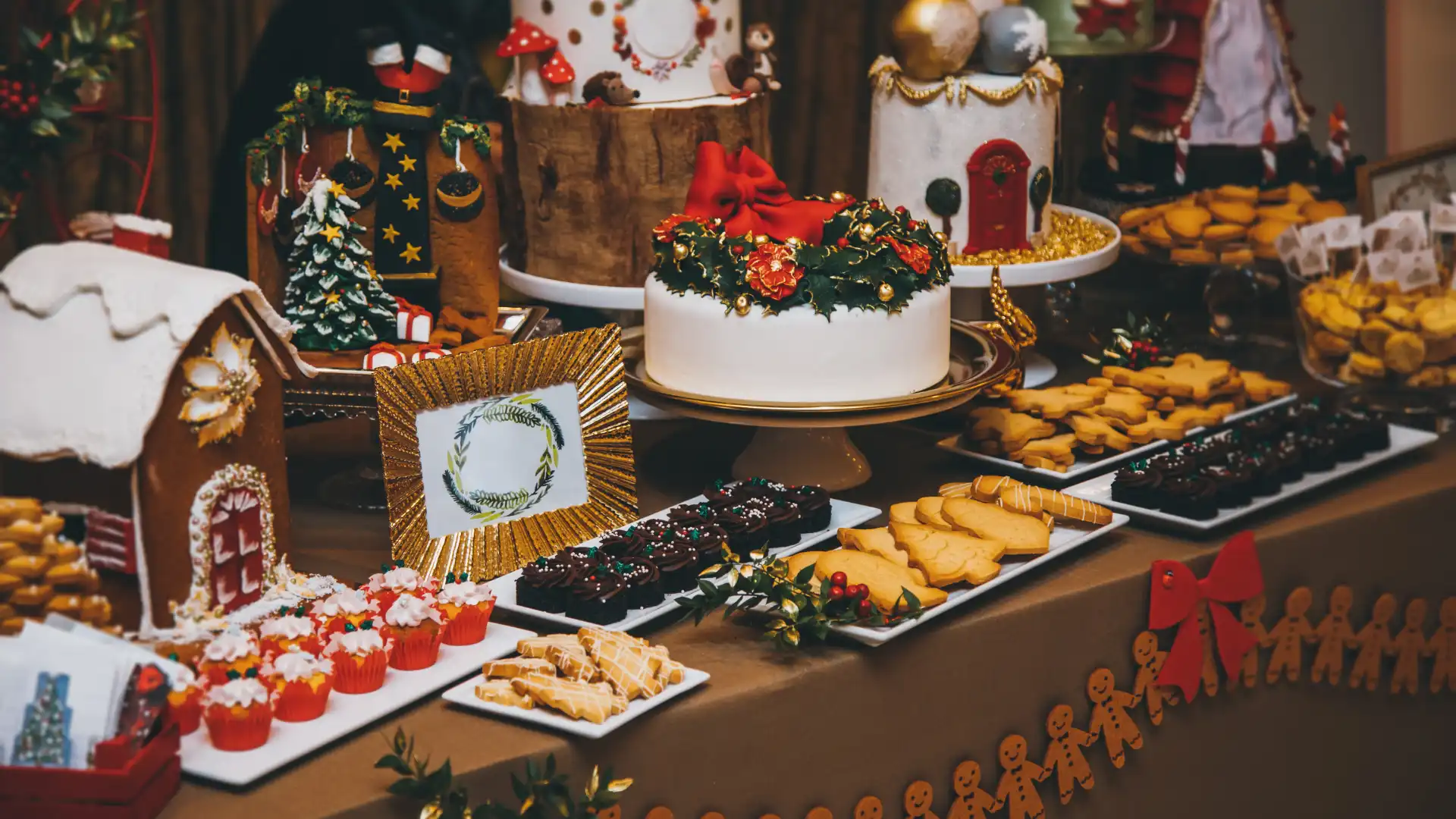  Feast on Festive Cheer at Sheraton Grand Bangalore Hotel at Brigade Gateway