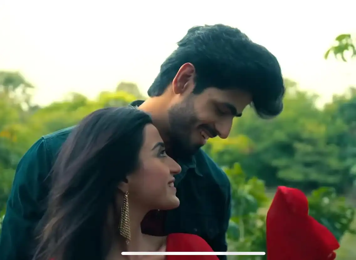  Rishab Jaiswal surprises fans with bold monsoon romance with Jasmeet Kaur