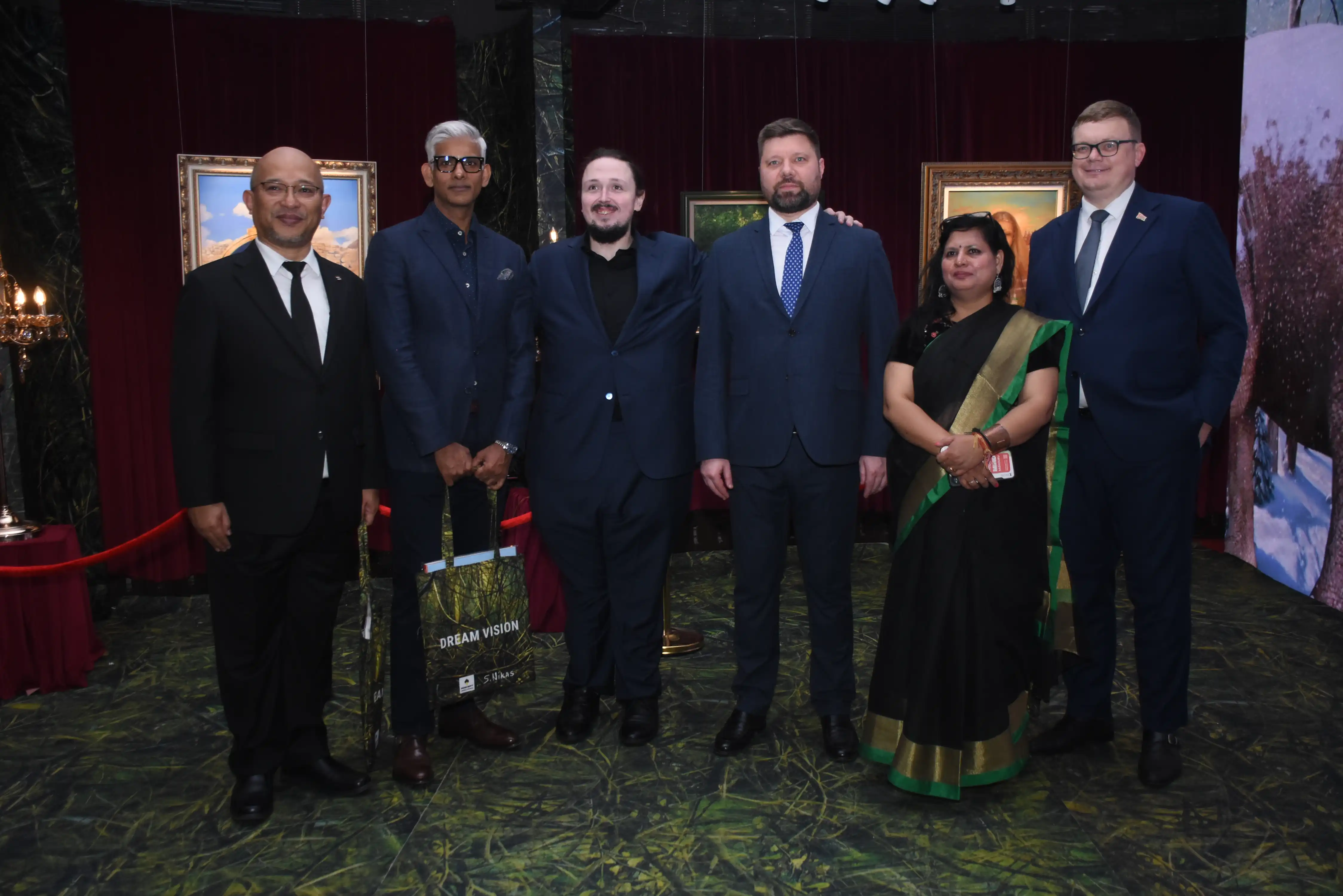 Russian Artist Nikas Safronov’s ‘Dream Vision’ Unveiled NGMA Mumbai