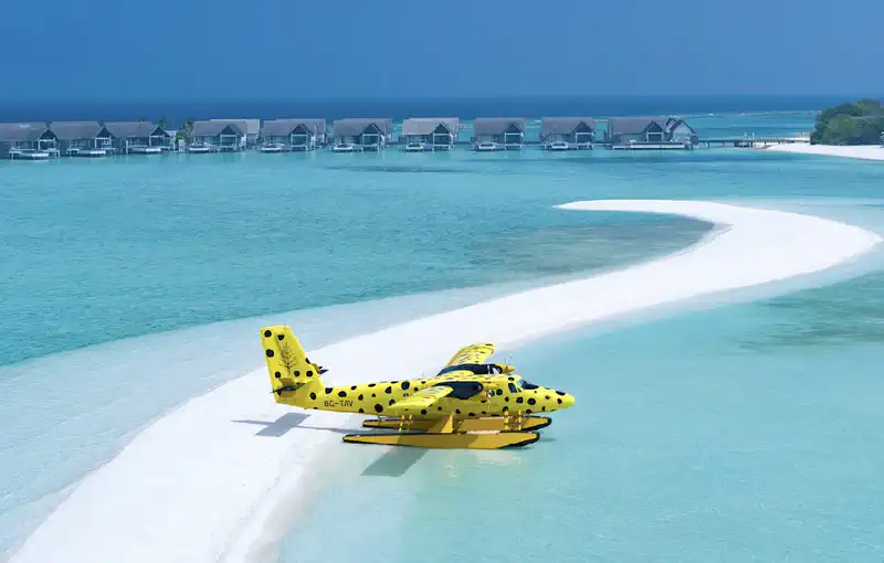  6 Reasons to Experience Four Seasons Maldives at Landaa Giraavaru