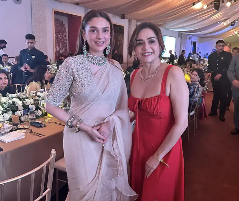 A Special Meeting Between Amruta Khanvilkar and Aditi Rao!