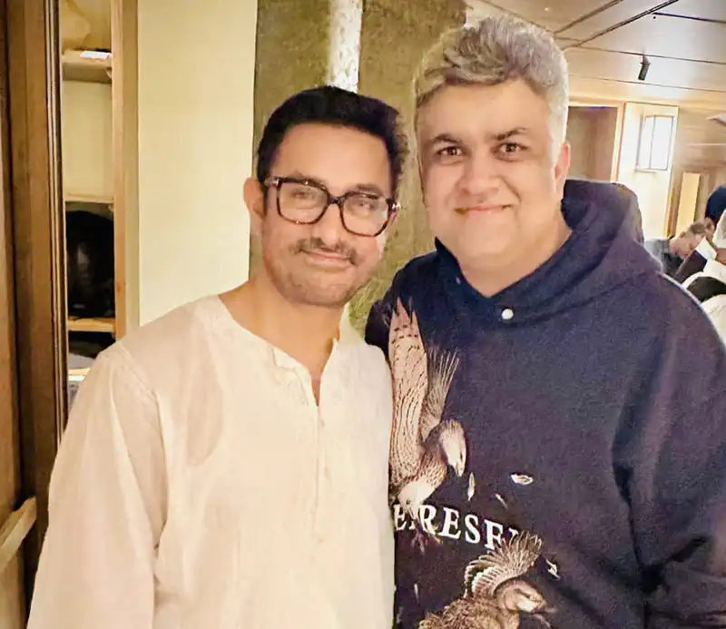  Aamir Khan Hosts Intimate Celebration for Siddharth P Malhotra's 'Maharaj' Success