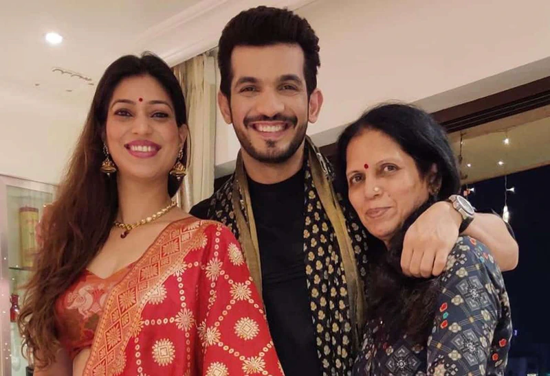 Arjun Bijlani’s Mother Is Hooked on His Latest Show, Laughter Chefs 