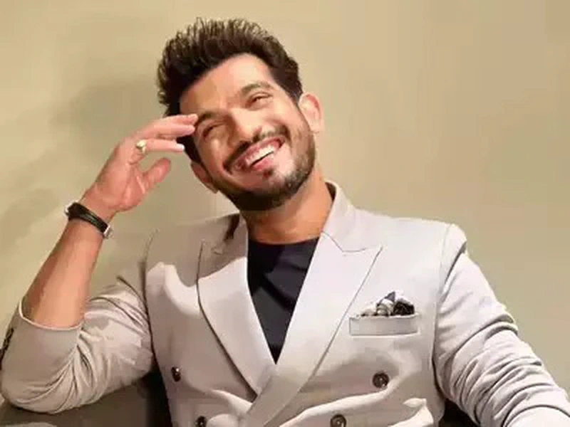 Arjun Bijlani's 'Laughter Chefs' Tops Charts Thanks to Teamwork and Fan Love