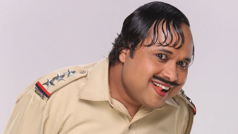 Astrologer's Deception Spells Trouble for Happu in Happu Ki Ultan Paltan