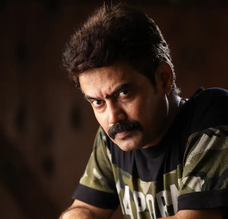 Chandu Champion Actor Nitin Bhajan's Latest Photoshoot