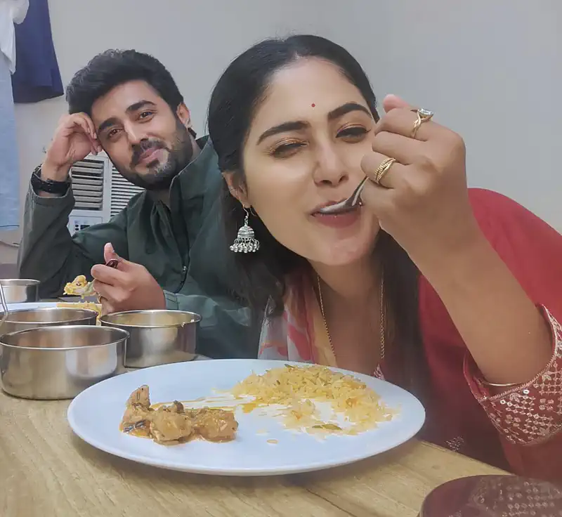 Culinary connections on the sets of Punha Kartavya Aahe