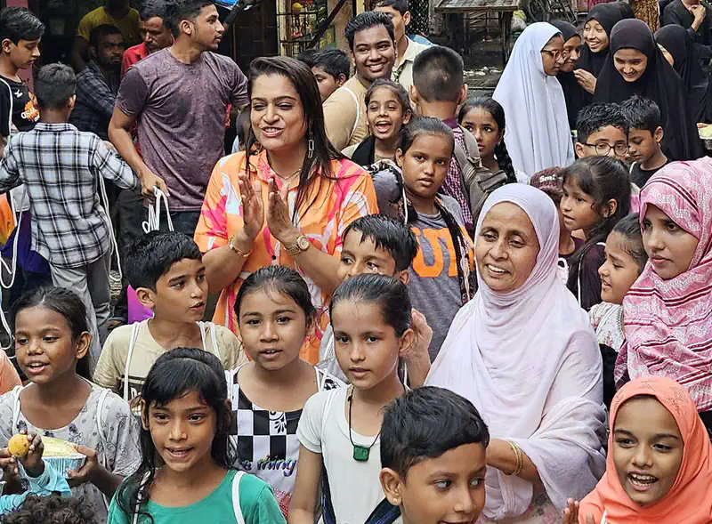 Ekta Jain Celebrates Birthday with Generous School Kit Donation Drive at Malvani Slums