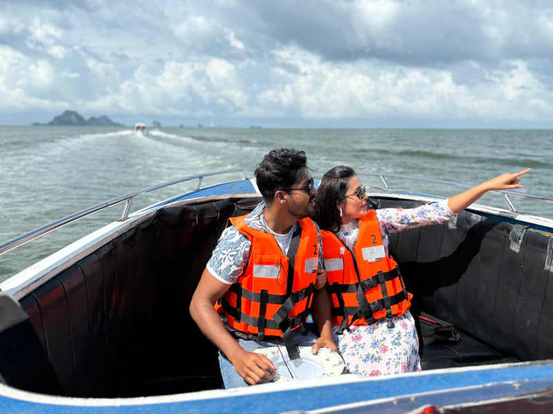 Hrishikesh Shelar: We shot on the island where original Kaho Naa... Pyaar Hai song was shot