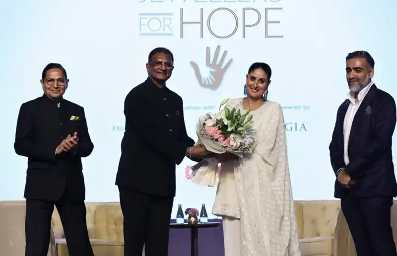Kareena Kapoor Khan, graced the 9th edition of Jewellers for Hope organized by GJEPC