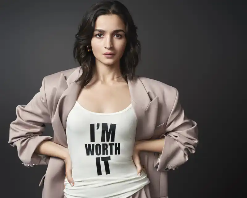 L’Oréal Paris signs Alia Bhatt as the new Global Brand Ambassador