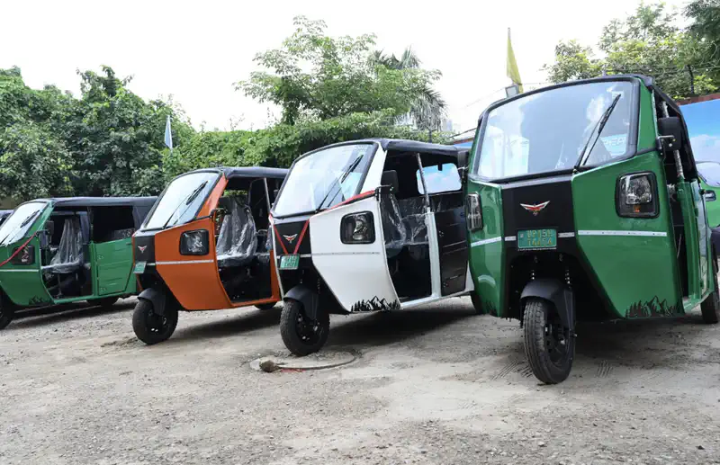 Montra Electric’s Super Auto and Rhino Heavy Duty Truck Highlight Innovation at SIAM’s Green Plate Rally