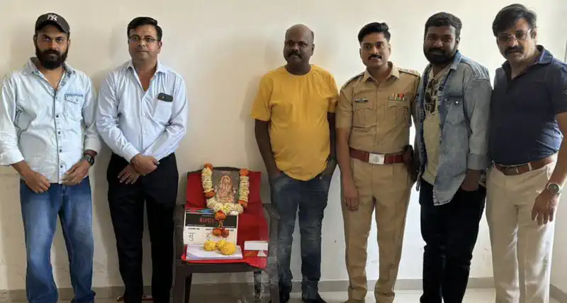 National Award Winner Nilesh Navalakha to make directorial debut 