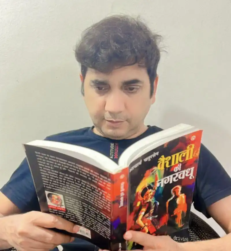 National Book Lovers Day: Saanand Verma shares his love for literature