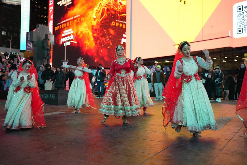 Neetu Chandra in an as Umrao Jaan Ada: The Westend Musical