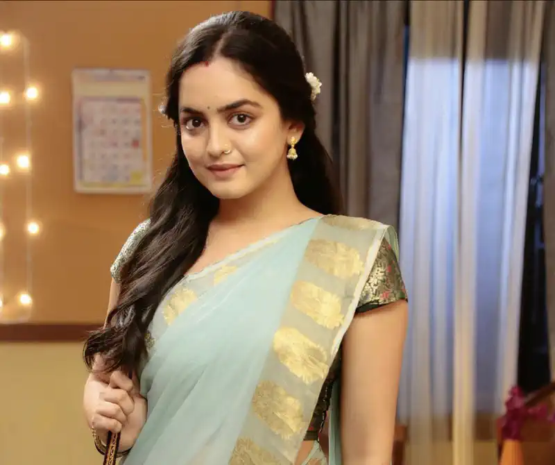 Neha Harsora: I really enjoy watching myself on TV durinb dinner with family