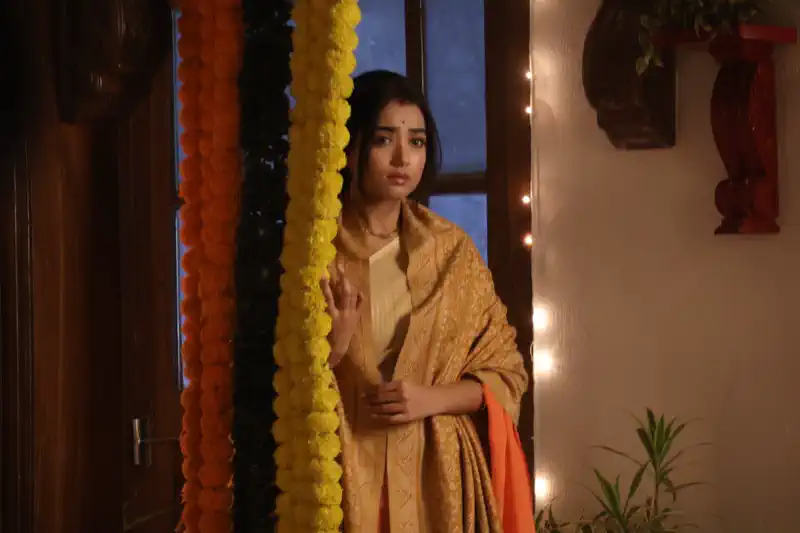 Pyar Ka Pehla Naam Radha Mohan: Radha confides in Kadambari