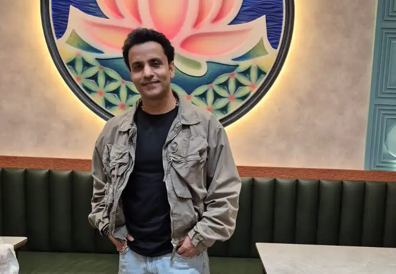 Rajiv Thakur Shines in New Avatar at Shree Gomateshwara Bhavan
