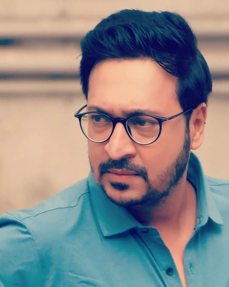 Sachin Parikh: Actor Entourages Shouldn't Overshadow Filmmaker's Vision